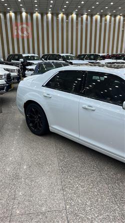 کرایسلەر 300